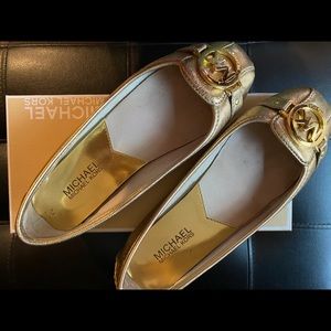 Micheal kors flats